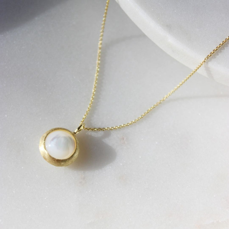 Mona - Mother of Pearl Necklace 18K Gold Plate