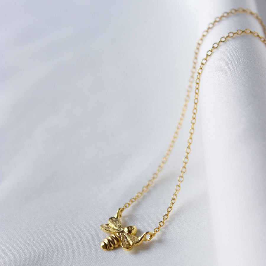 Solitary Bee - Necklace 18k Gold Plate